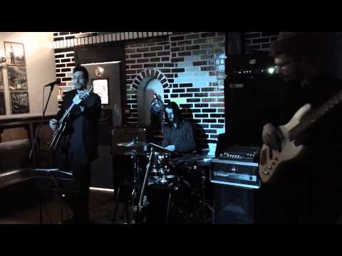 Soul's Pawnbroker Blues Band - Hold That Train (Lille)