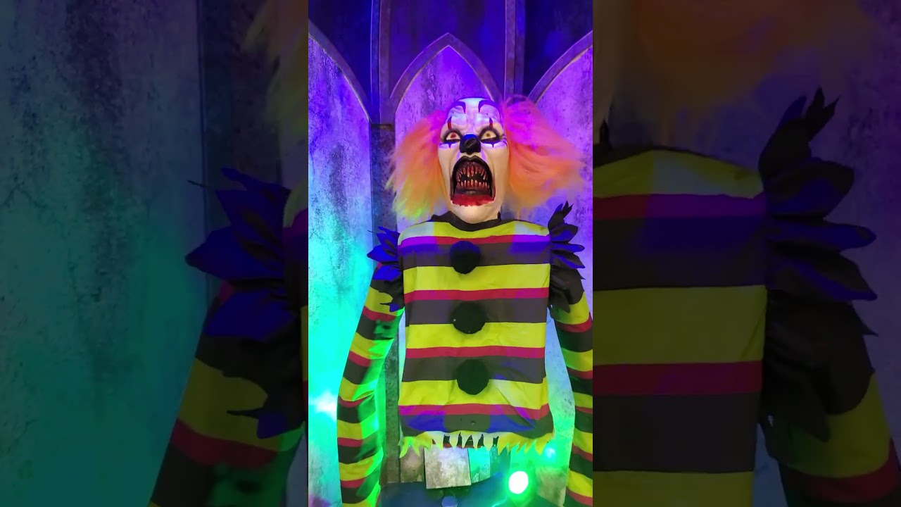 Spirit Halloween Creepy CLOWN Transverse Cut Across its Torso #viral #shorts #shortsfeed #viralshort