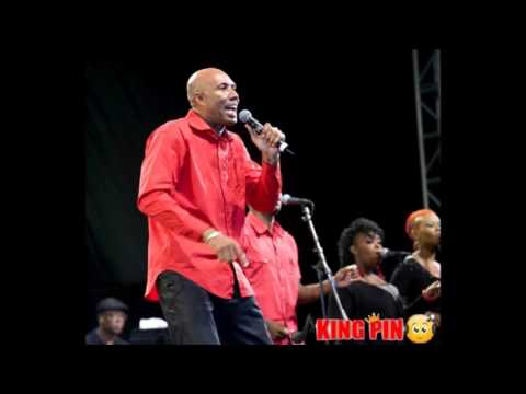 RED PLASTIC BAG  BOATRIDE CROPOVER 2017