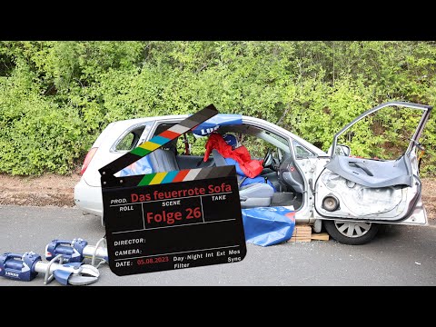 "Maßnahmen der Feuerwehr beim Verkehrsunfall Teil 2" - Das feuerrote Sofa - Folge 26
