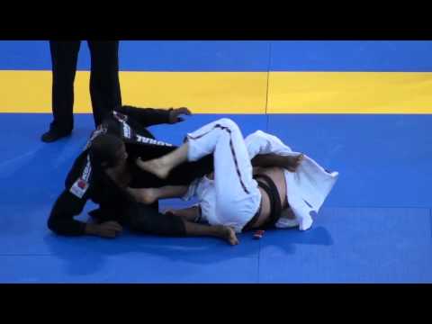 2012 Euros Black Belt Middleweight Finals - Victor Estima vs Alan Nascimento - Submission #1071