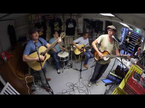 2017 The Starclubbers Acoustic In Store @ Wim's Muziekkelder