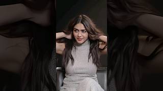 Download lagu Mrunal Thakur Beauty Secret @ChalchitraTalks #shorts #ytshorts #mrunalthakur#bollywood #music #song mp3