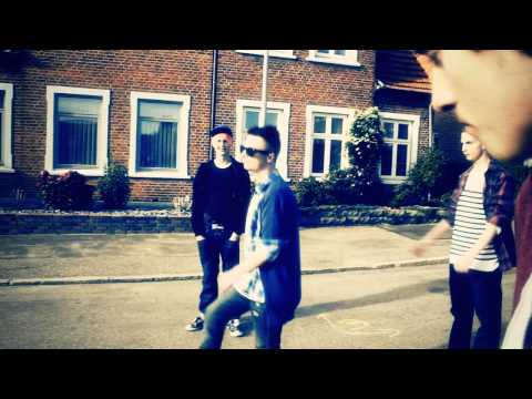 Ian Fever - My life is a Party (Official Video HD)