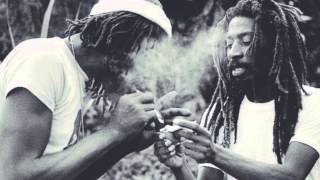 Rafael Cardoso - &quot;Pass It On&quot; (The Wailers)