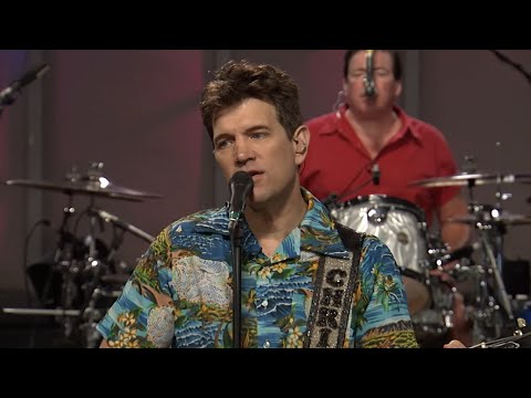 Chris Isaak - Somebody's Cryin' (Live)