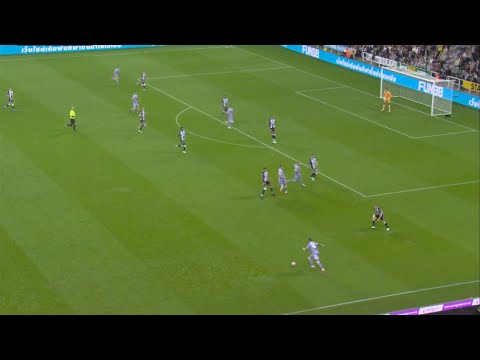 Saint Maximin Amazing goal • Newcastle vs Leeds
