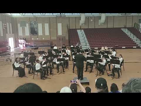 FMS 6th Grade Beginning Band - The Lion Sleeps Tonight