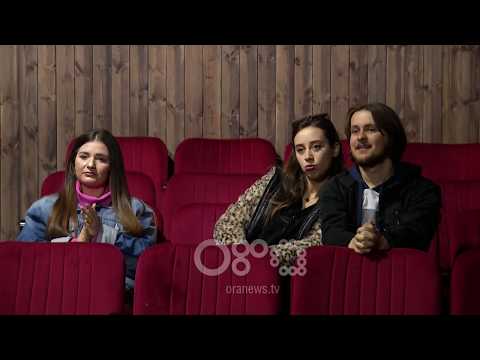 Mos i fol shoferit - Çifti del për të parë në teatër "Romeo dhe Zhuljeta"