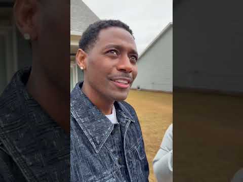 When Wayne makes Lauren's spirit laugh!