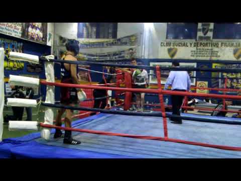 Pelea Amateur de Boxeo 2do Round Luciano D' Albano