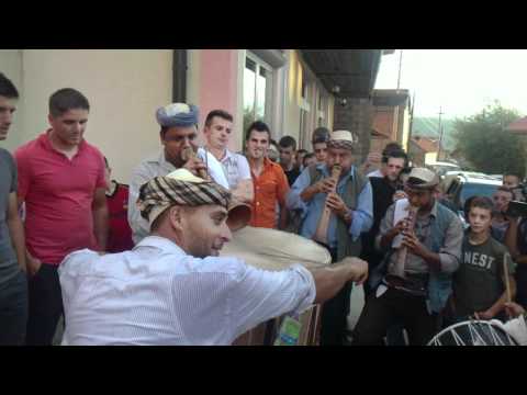 Tupanat ne fshatin kuk Opoj -Shaqa-