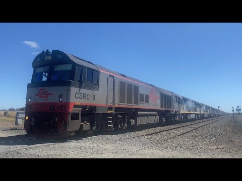 2PM9 SCT freight with Five locomotives CSR018 CF4410 CF4429 SCT007 SCT014 at Gheringhap 31/1/2025
