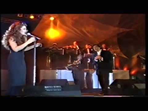 Karel Gott a Lucie Bílá - Amor ti vieta