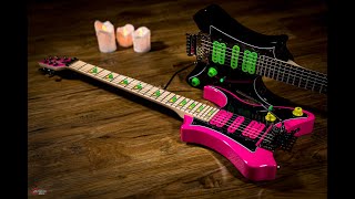 Video thumbnail for Review Traveler Vaibrant Deluxe V88x Hot Pink by Absolute Music Live by Absolute Music Live