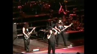 Queensryche - Live in Jones Beach,Wantagh NY 2005
