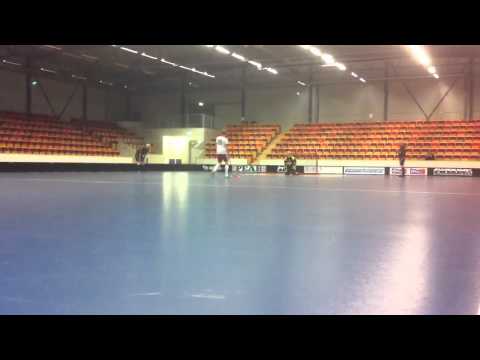 Wathen sätter straff!