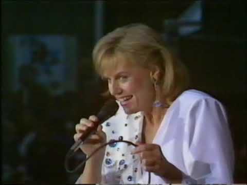 Arja Saijonmaa - Vi kämpar ju för barnen (Live 1988)