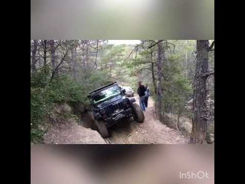 Jeep Wrangler vs Toyota land cruiser vs Dacia Duster