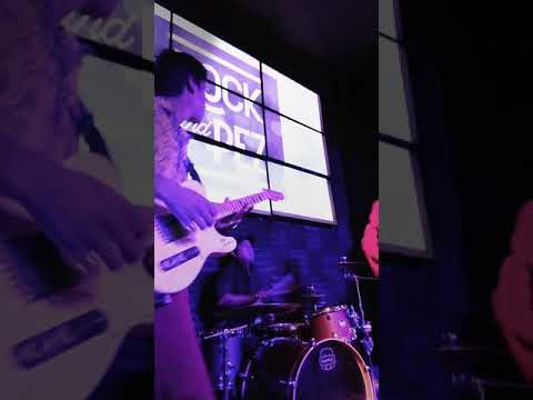 Party of Bounds - Tribute Band B52's (Yo Soy)