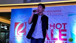 Darren Espanto sings Despacito at Robinsons Place Tacloban (08-11-2017)
