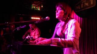 Beth Hart: There In Your Heart Acoustic at The Mint
