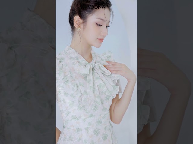 NH10X263- Đầm tơ hoa thêu vân nổi họa tiết