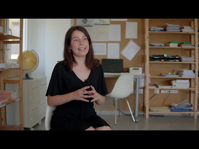 Vídeo relacionado con SONETOS DEL AMOR OSCURO (Facsímiles)