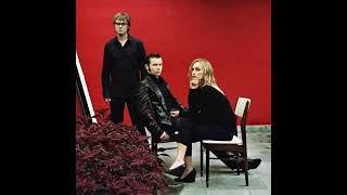 Hooverphonic - We All Float (Live at Marconi Studio 2005)