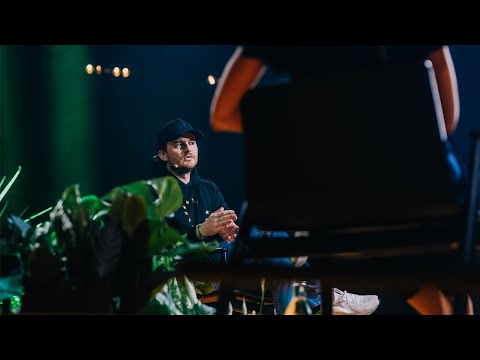 Eric Demuth (Bitpanda): Breaking Investment Barriers | Slush 2021