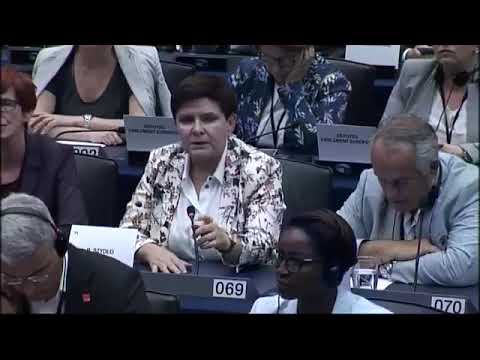 Odlot Szydło Ona żyje w przekonaniu,