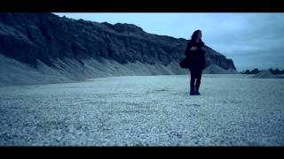 Royksopp - RUNNING TO THE SEA (MUSIC VIDEO)