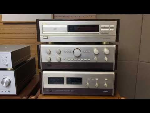 Combo nghe hay bày đẹp đây, nửa đêm anh em vào bình phẩm nhé Accuphase C200V P300V,Denon 3500RG