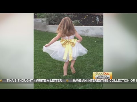 download lagu mp3 mp4 Easter Dresses, download lagu Easter Dresses gratis, unduh video klip Easter Dresses