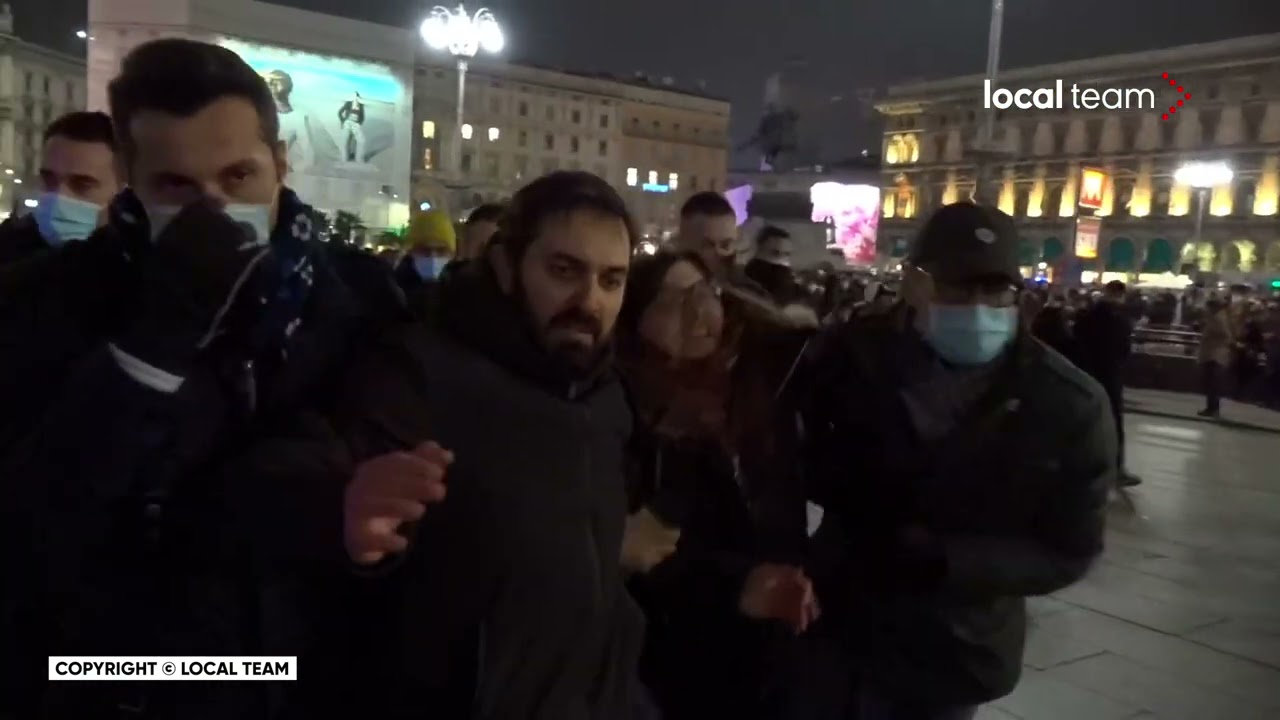 В Милане полиция задерживает протестующих