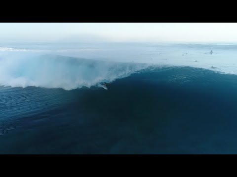 Ian Gouveia at Pipeline, Jan 12th, 2018