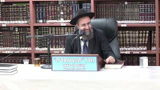 הרב אלמוג לוי :  השכמת הבוקר . (כולל חזון עובדיה) - התמונה מוצגת ישירות מתוך אתר האינטרנט יוטיוב. זכויות היוצרים בתמונה שייכות ליוצרה. קישור קרדיט למקור התוכן נמצא בתוך דף הסרטון