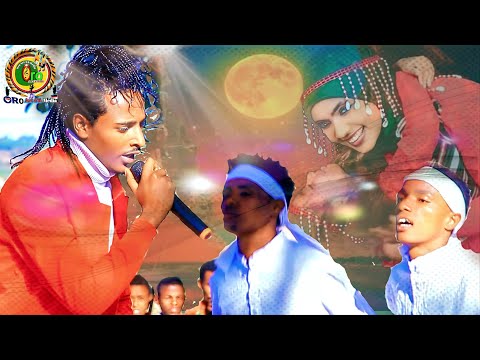 Gammachiis Gurmeessaa "Ta-warra Galaan" New Oromo Music 2022 (Official Video)