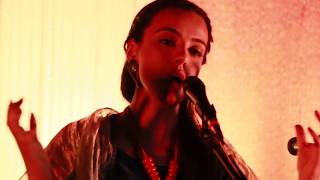 Deveshi Sahgal - Zahid ne mera hasil-e-emaan nahi dekha