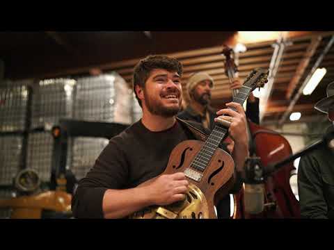 The Brothers Comatose w/Sean Hayes & Marty O'Reilly - "My Bucket's Got a Hole in It" (Hank Williams)