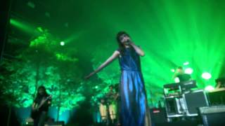 Arsenal + Lydmor " Sharp teeth"  live Ancienne Belgique  2015