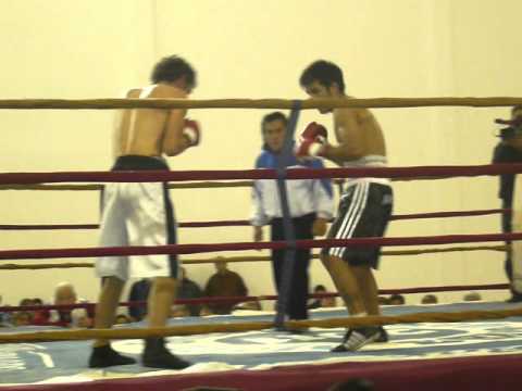 "Lacho" Cabral se hizo profesional con una gran victoria