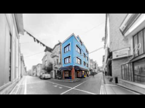 BRICKS BUILDING