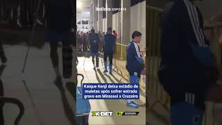 KAIQUE KENJI DEIXA ESTÁDIO DE MULETAS APÓS SOFRER ENTRADA GRAVE EM MIRASSOL X CRUZEIRO