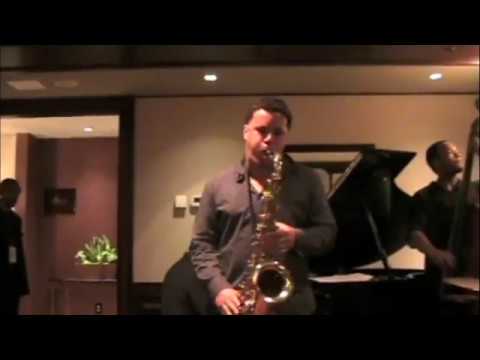 Jose Valentino [Moment's Notice] --- Saxophone & Flute solos ---