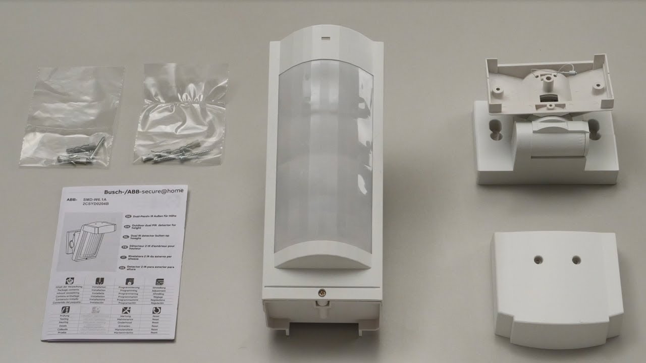 Outdoor dual PIR motion detector for height