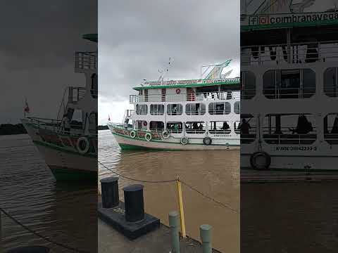 Barco Cidade de novo Aripuanã saindo de nova Olinda do Norte-Amazonas