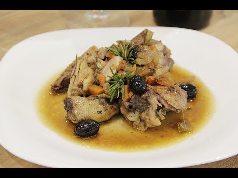 Pollo alla cacciatora cotto in Tajine