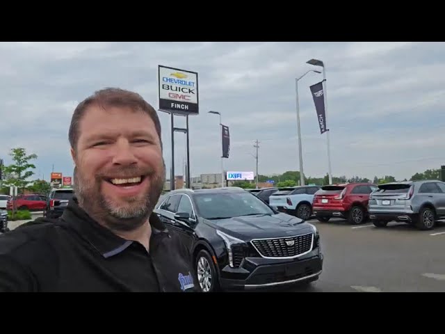 2022 Cadillac XT4 Premium Luxury AUTO PARK | 360 CAMERA | SUN... in Cars & Trucks in London