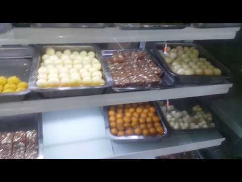 Bolos gourmet Doces e Padeiros Lahore.